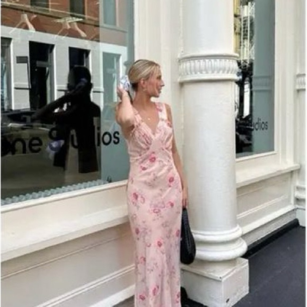 Realisation Par Eden Ivy Maxi Gown pink floral